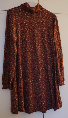Burgs Roll Neck Dress Size 14