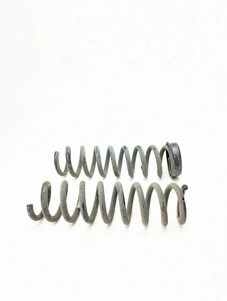 PAR DE MOLAS DE CHOQUE SUSPENSÃO TRASEIRA 2012-15 BMW F30 328i 335i - Imagem 2 de 4