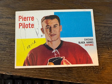 Pierre Pilote Chicago Black Hawks signed autographed Hockey card 1960 1961 NHL