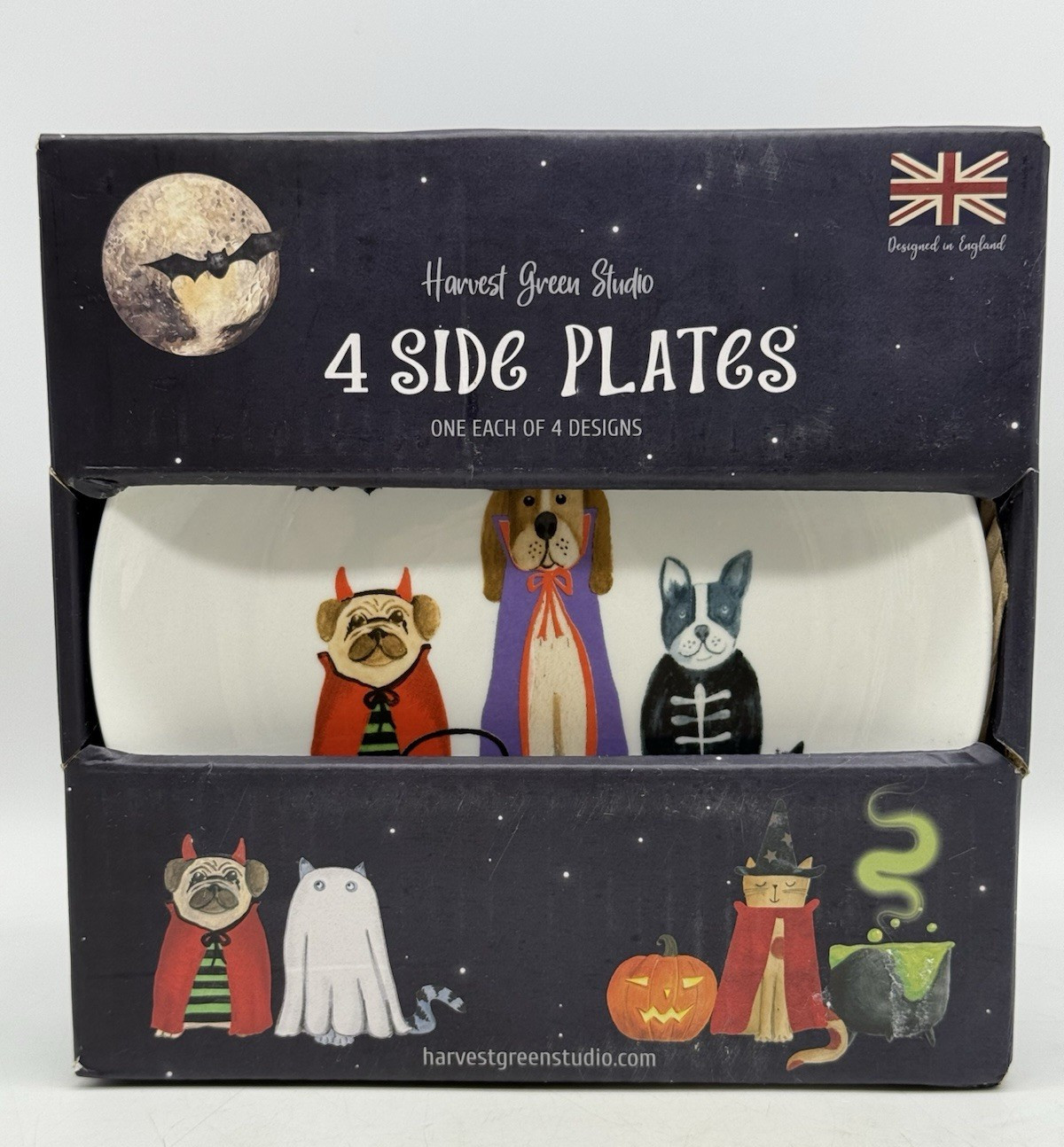 Halloween Pets in Costume Harvest Green Studio Four Luncheon Plates NIB