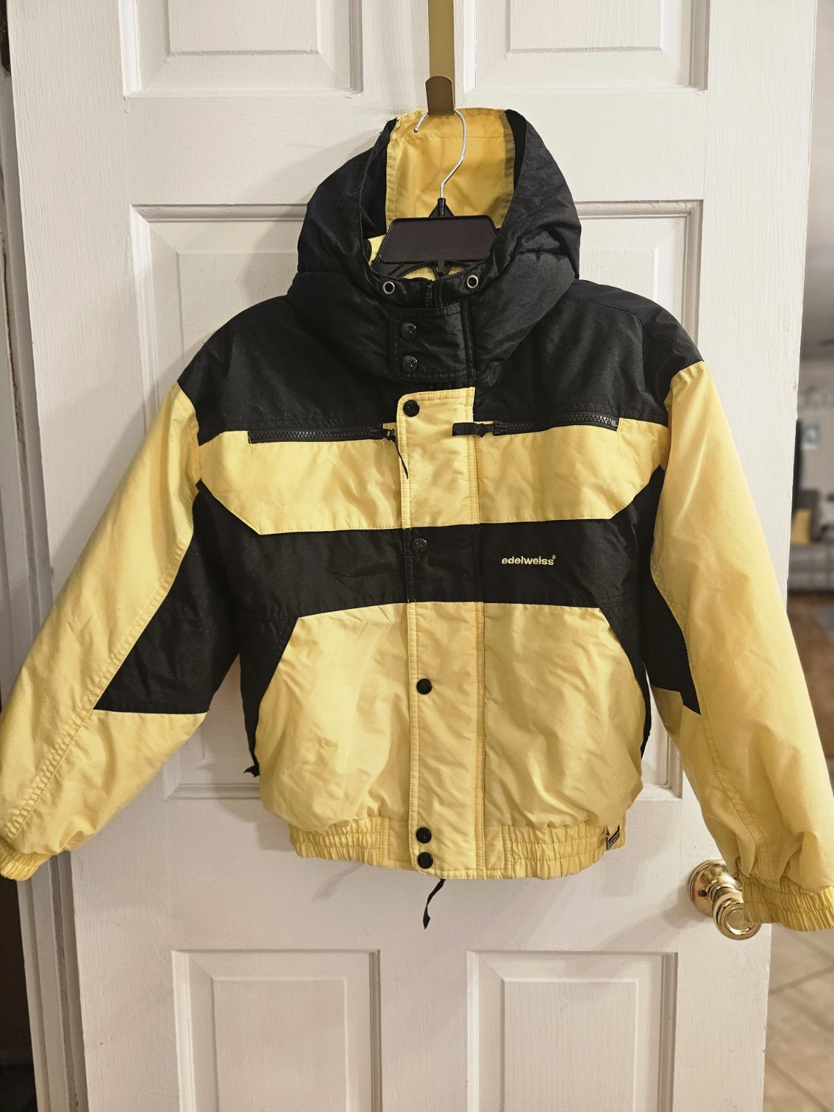 EDELWEISS YELLOW AND BLACK KIDS YOUTH SKI SNOW JACKET JUNIOR SIZE LARGE 12-14