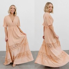 NWT Women’s Baltic Born Long Peach Maxi Dress With Lace Accents, Deep V Neck, L