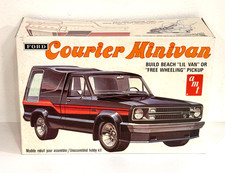 Vintage 1978 NEW AMT Ford Courier Minivan Bea...