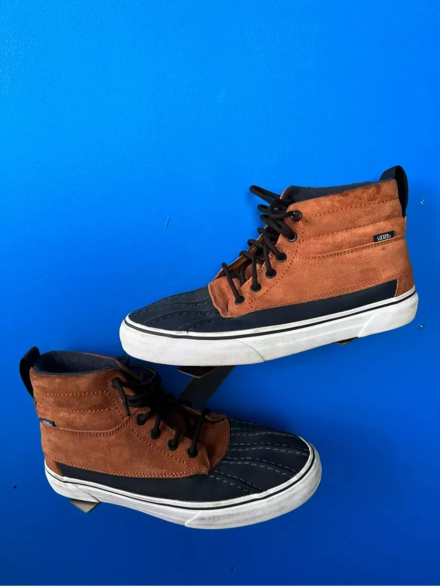 High top shop skateboard shoes