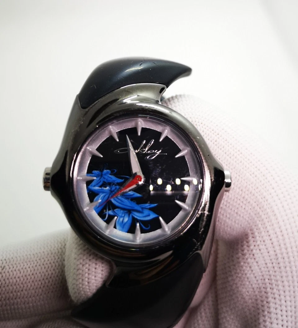 Oakley Crush 2.5 lily dial ion plated watch mm hollowpoint gmt timebomb  judge