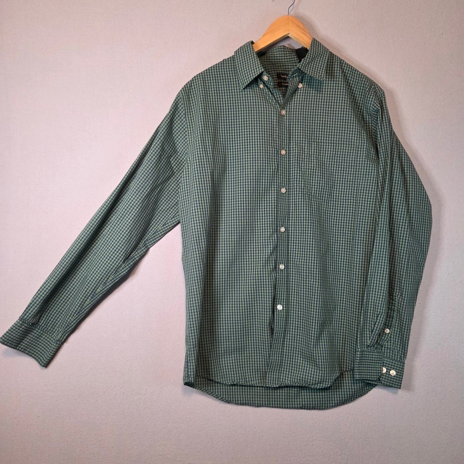 Van Heusen Classic Fit Mens Green Gingham Button Down Shirt M