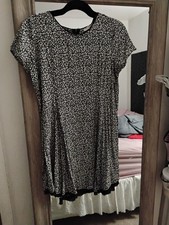 forever 21 juniors large black and white floral mini dress