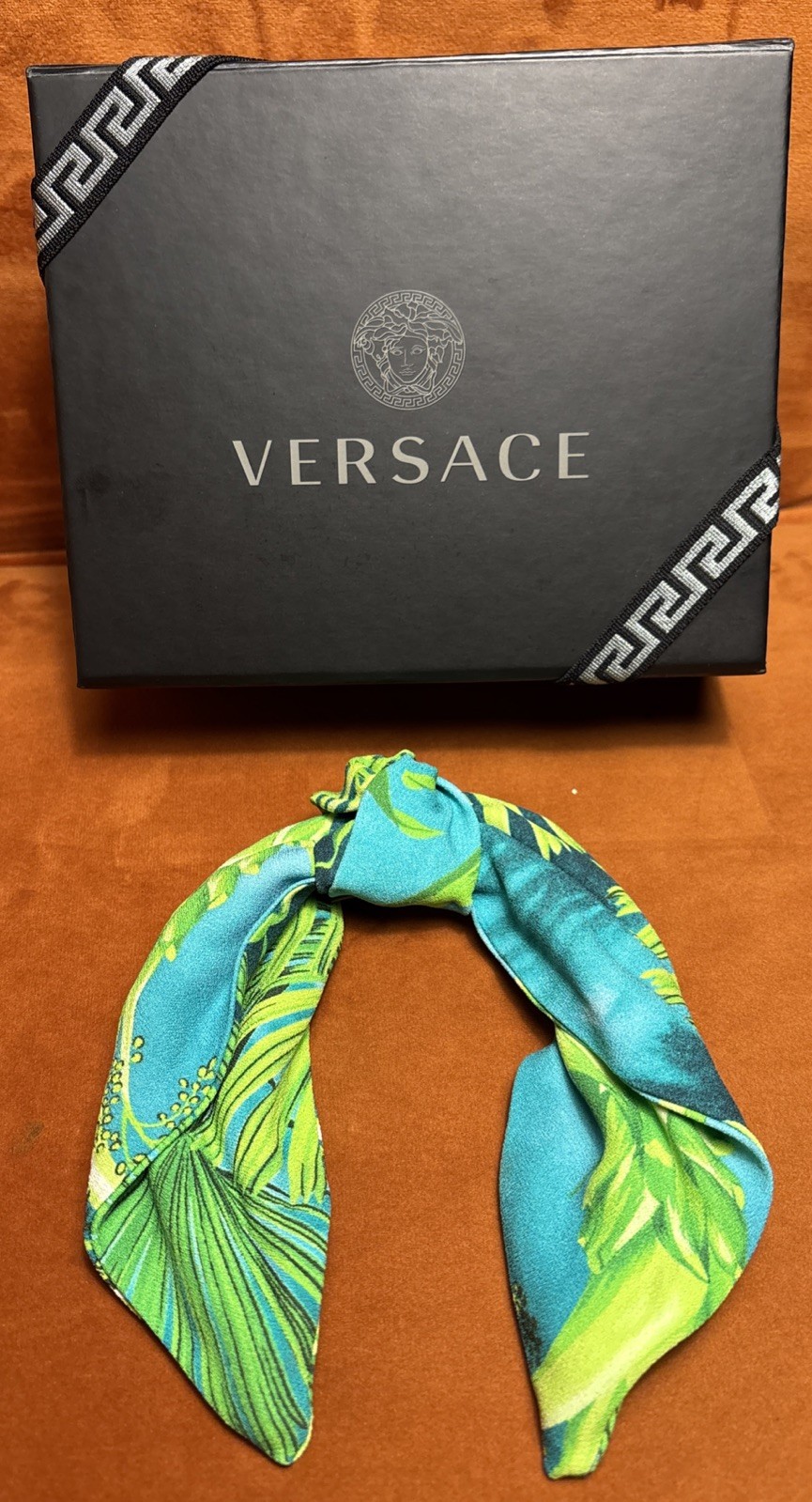 Versace Green Jungle Print Headband Beautiful Authentic 100percent W/Box image 3