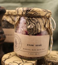 Rose Soak Mineral Bath Salts   Dead Sea  Himalayan Pink Salt with Rose Petals