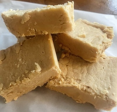 Creamy  Peanut Butter Fudge  Homemade (8x8  pan)