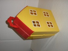 NICE Peppa Pig's Fold-n-Carry Deluxe Play House Play Set HOUSE ONLY Free SHIP