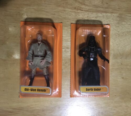 Obi-Wan Kenobi & Darth Vader Figures From Ep. 3 Carry Case 2005 STAR WARS Hasbro - Picture 1 of 6