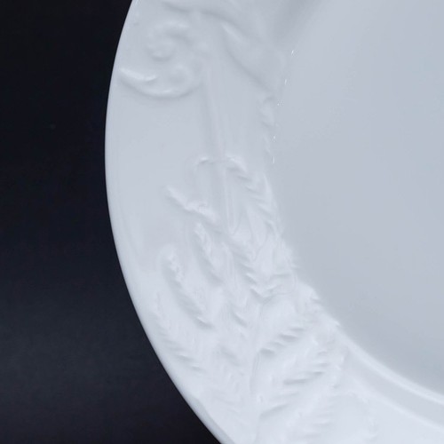 Wedgwood Nature 27cm Plate Fine China Dinnerware Floral Relief Used - Picture 2 of 5