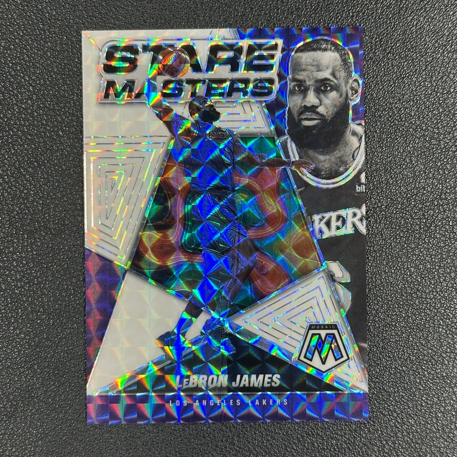 2021-22 Panini Mosaic Stare Masters LeBron James White Mosaic 02/25#Z