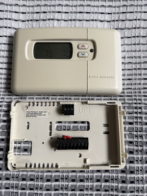 White-Rodgers 1F97-371 Digital Programmable Thermostat Ivory Color 'USED READ'