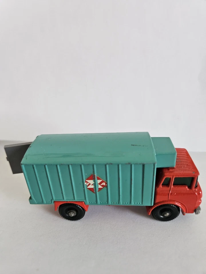 Matchbox Series No 44 (A)G.M.C. Refrigerator Truck Made In England By Lesney - Image 3 of 4