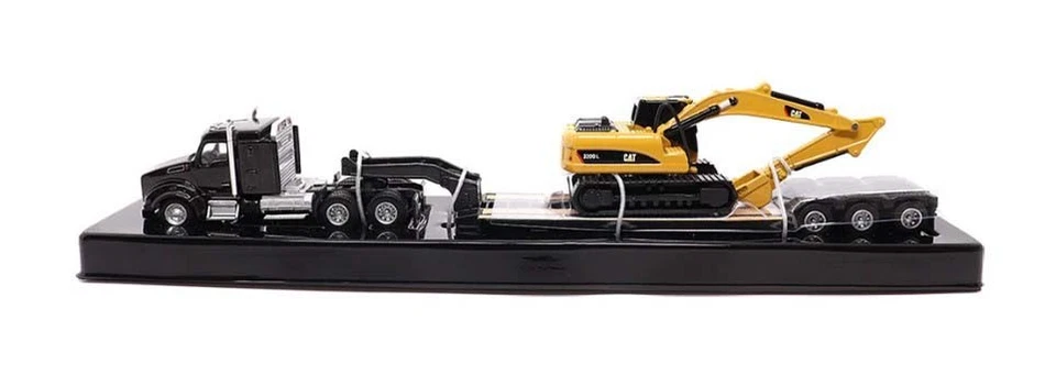 Diecast Masters 84420 Kenworth T880s Tractor with Trailer & Excavator 1/87 Scale - Image 3 of 4