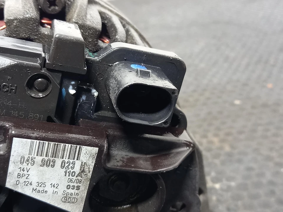 VOLKSWAGEN POLO Alternator 2005-2011 1.4L BMS 045903023H - Image 4 of 4