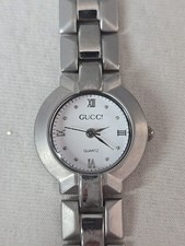 Vintage Gucci Women's Swiss Quartz Watch Needs New Battery