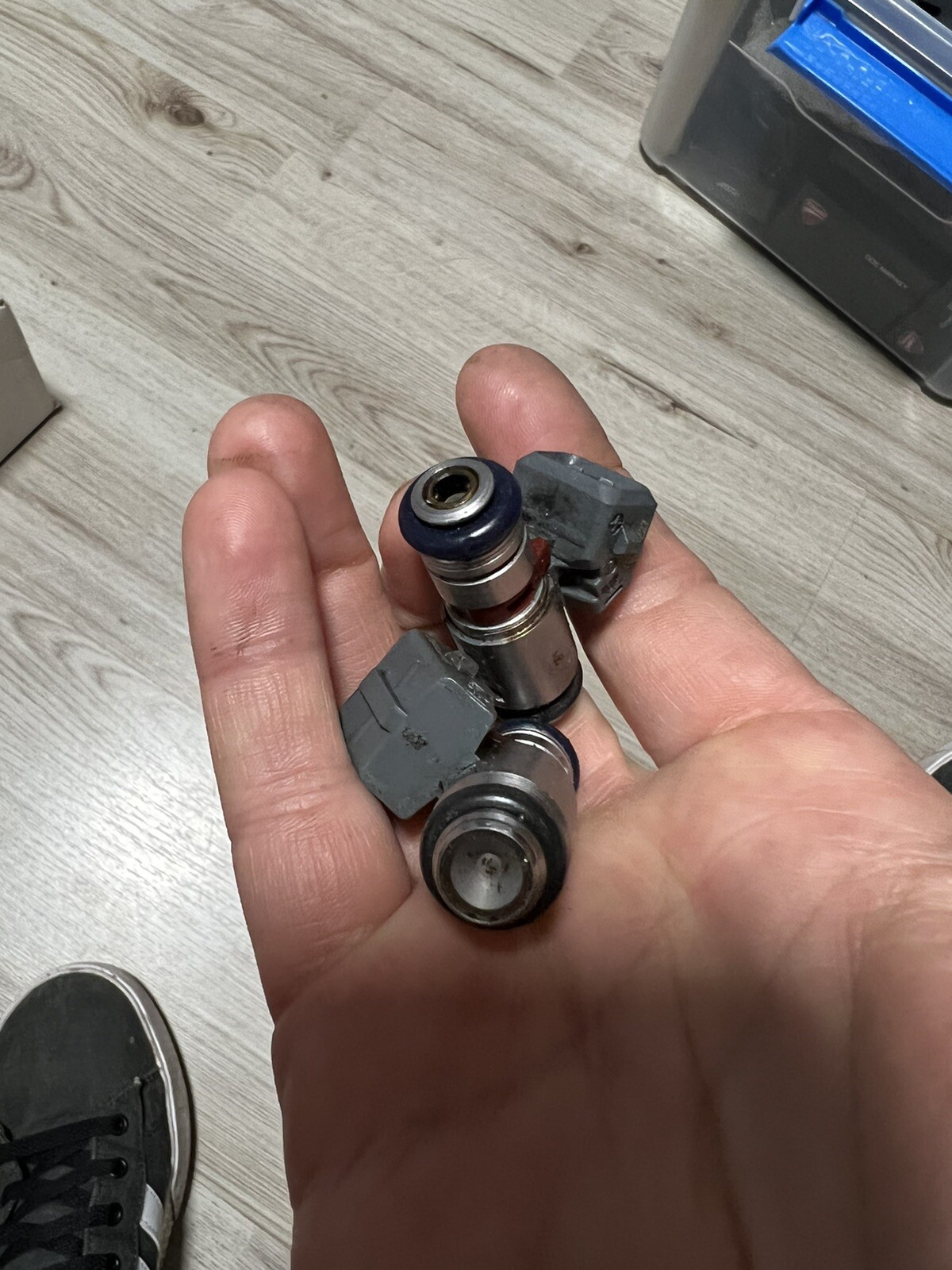 Ducati Panigale 899 /959 /1199/ 1299 fuel injector P# 28040331A 