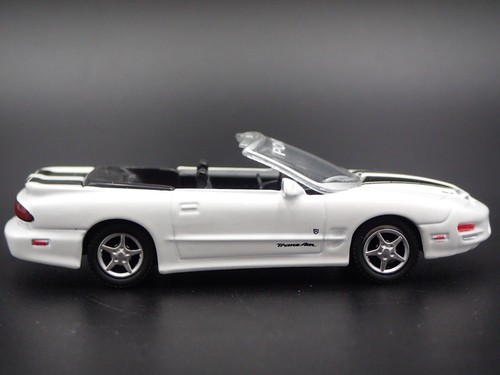 1999 99 PONTIAC FIREBIRD TRANS AM T/A CONVERTIBLE 1/64 SCALE DIECAST MODEL CAR - 第 3/4 張圖片
