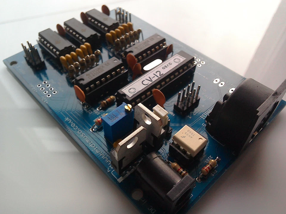 MIDI CV converter  Midimuso CV-12  Kit PLUS Sockets POLYPHONIC  Moog 1V / Oct - Image 4 of 4