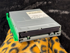 Teac FD235HF 3.5" inch Internal Desktop 1.44MB Floppy Disk Drive