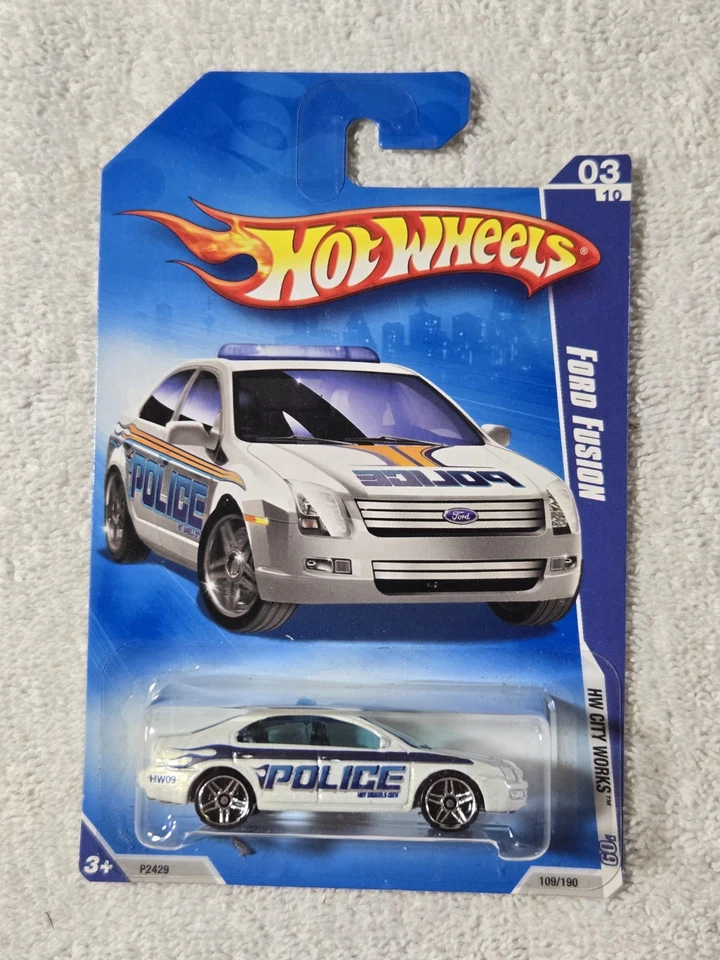 2009 HOT WHEELS HW CITY WORKS FORD FUSION - Image 1 of 1