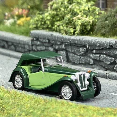 MG Midget TC Cabriolet Verte - BUSCH 45917 - HO 1/87 | Condition: Neuf