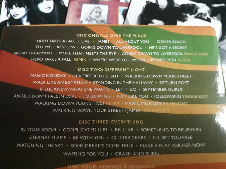 Bangles - Watching the Sky, 4CD, Cherry Red, ungespielt, wie neu! - Bild 2 von 3