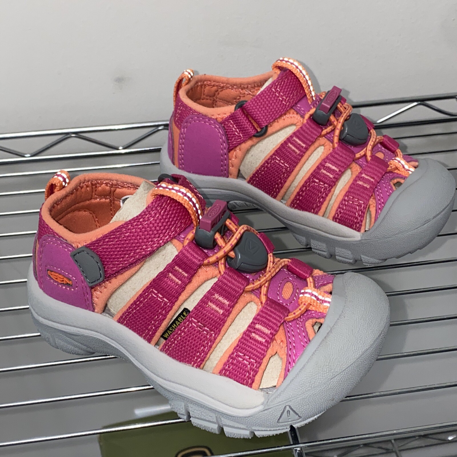 Sandali KEEN Kids Newport H2 # 1014251 molto bacche corallo imbottito taglia 8