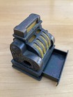 Miniature vintage style metal cash register pencil sharpener made in Hong Kong — photo 4