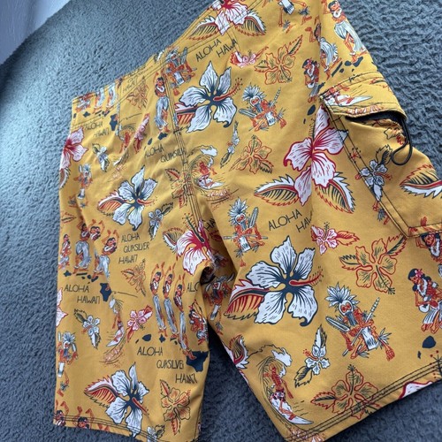 Quiksilver Board Shorts 34 Men Vintage Swim Trunks Skeleton Hula Girls Hawaiian - Picture 12 of 15