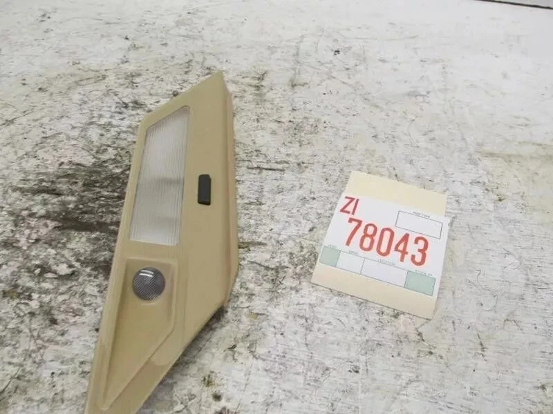 Luz domo 740il 1997 pasajero cuarto trasero interior lectura mapa lámpara OEM Foto 3 de 4