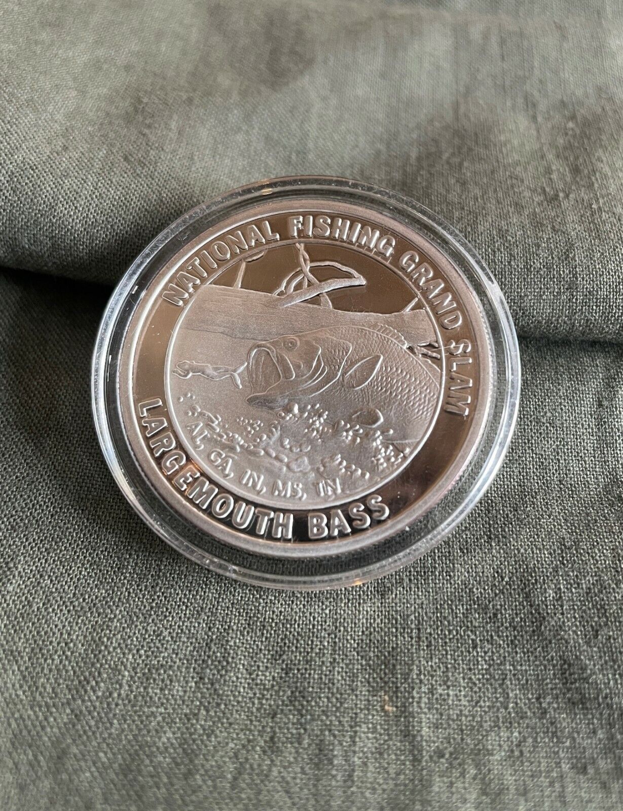 North American Fishing Club Grand Slam Largemouth Bass 1oz .999 Silver Coin