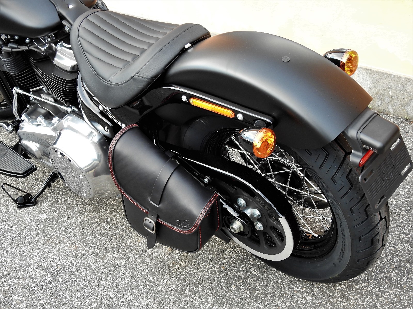 SWINGARM BAG FOR HD SOFTAIL 20182023 SLIM, FATBOB, FATBOY, BREAKOUT