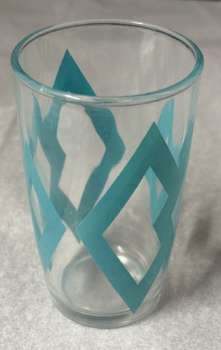 VINTAGE HAZEL ATLAS JUICE GLASS "TRIPLE DIAMOND PATTERN" TURQUOISE RARE - Picture 2 of 5