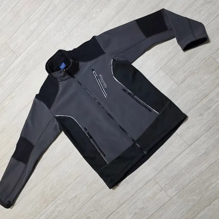 Discovery Men's Softshell Jacket, Functional Flee… - image 6