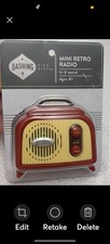 Mini Retro Radio Hi-fi Sound Battery Power Auto Scanning Dashing Fine Gifts