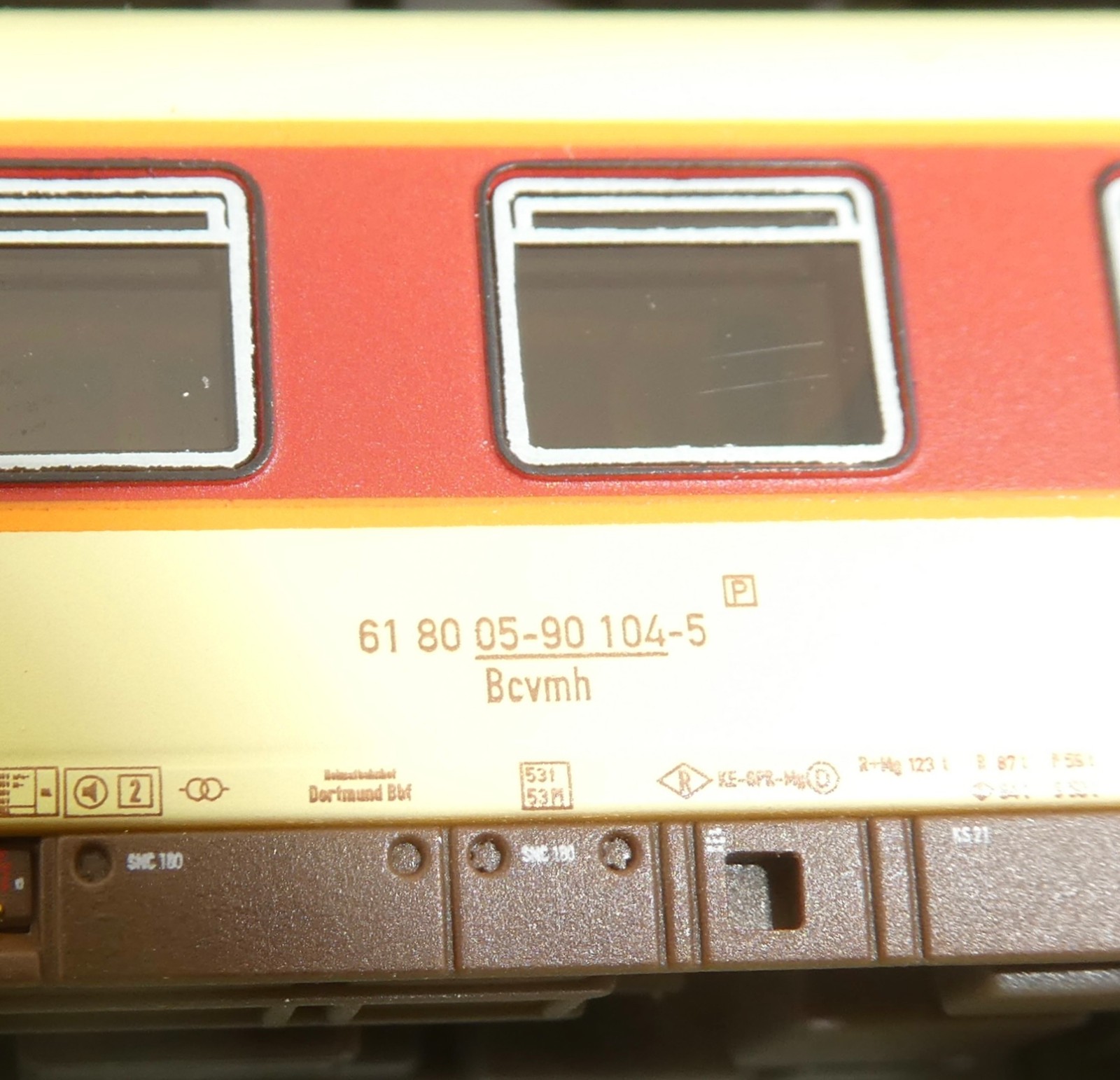 Photo 3/12