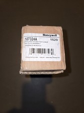 HONEYWELL 107324A / 107324A Capillary Holder Assembly for Duct Insertion New