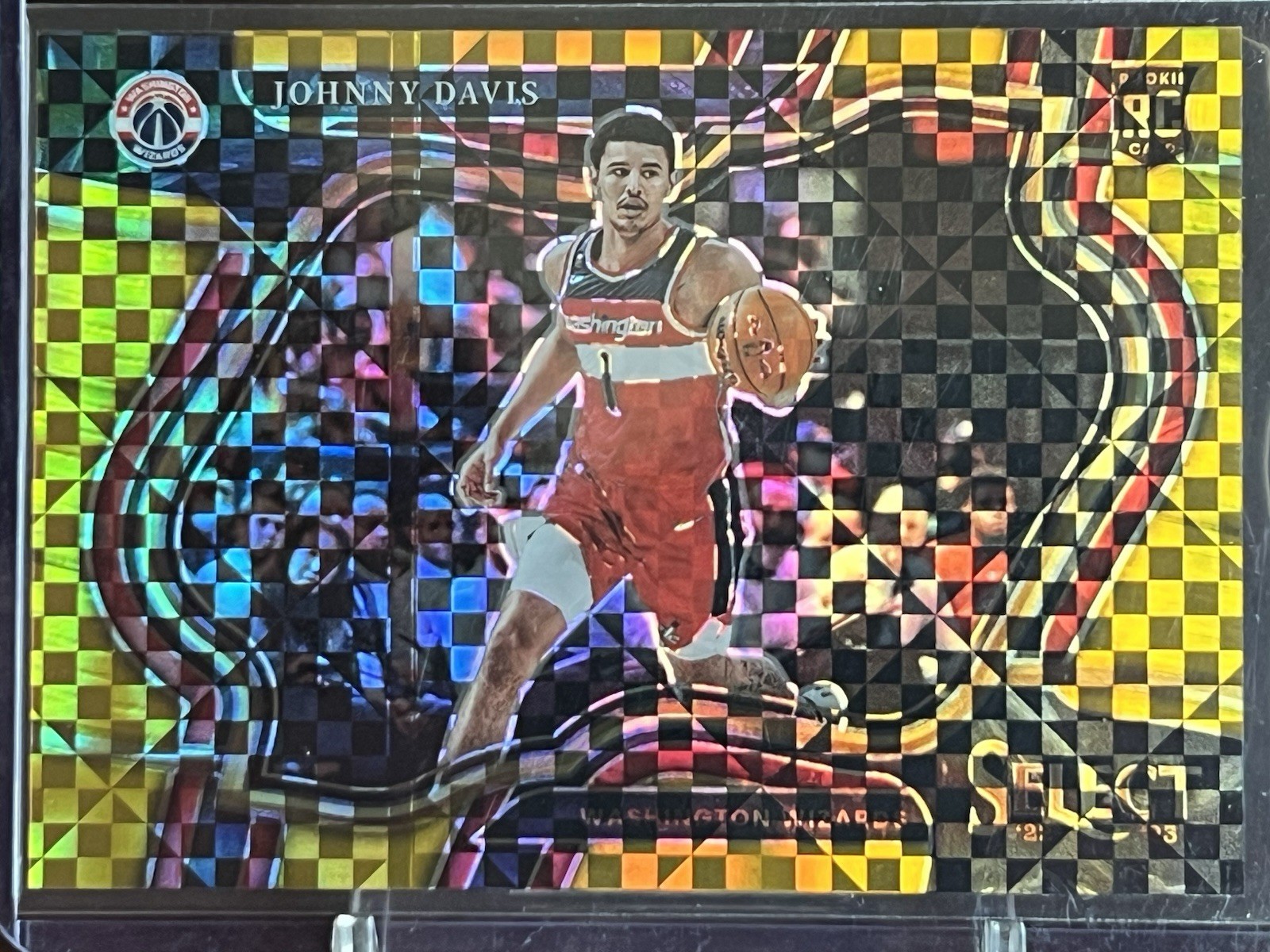 2022-23 Panini Select Johnny Davis Rookie Gold Prizm Courtside Wizards 8/10