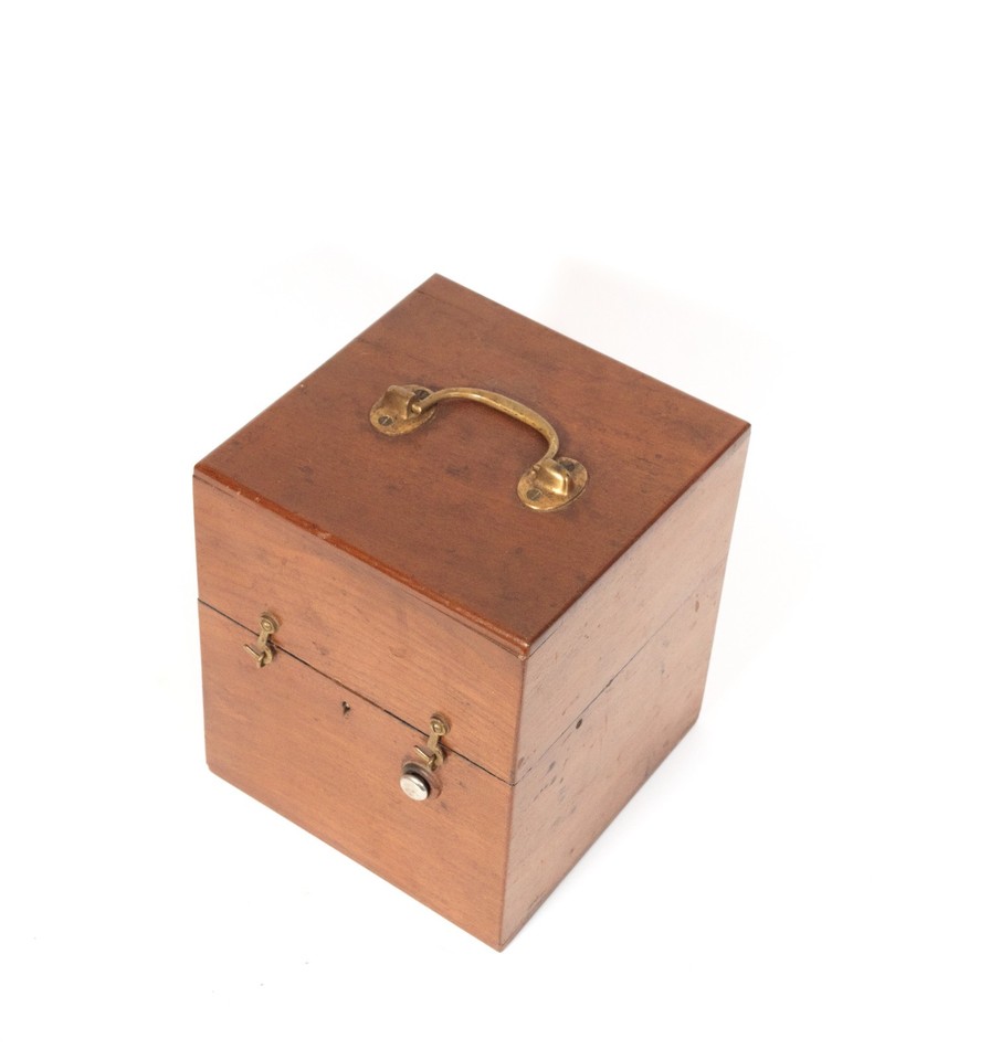 1860's Thomas Hall Electric Shock Box w/Glass Battery & Rare Orig ...