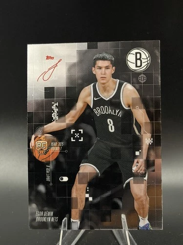 2025 Topps Signature Egor Dëmin Base (RAW)