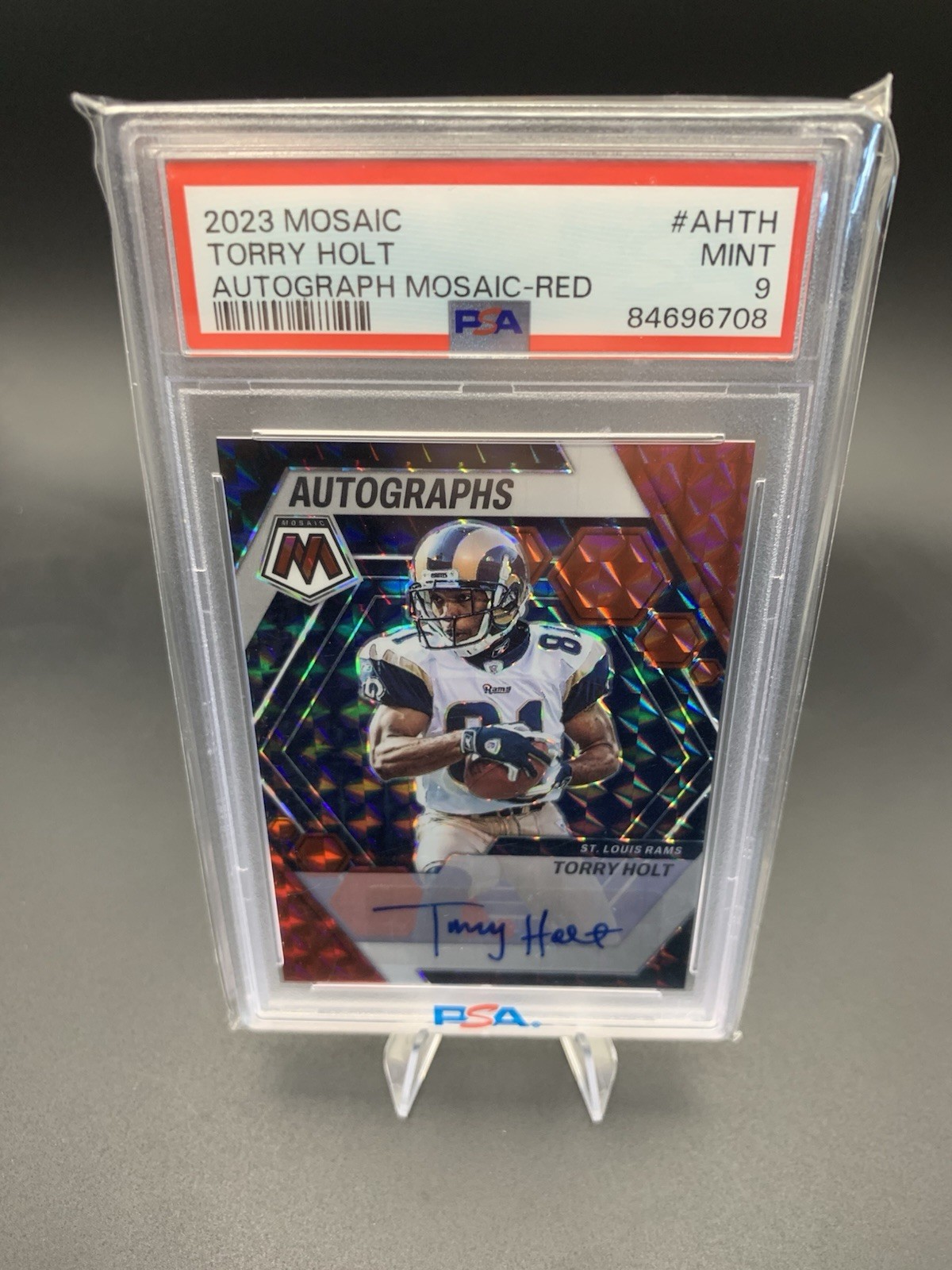 2023 PANINI MOSAIC TORRY HOLT AUTOGRAPH MOSAIC RED /199 PSA 9 RAMS view 2