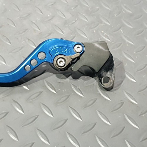 ♻️ Suzuki GSXR 600 SRAD 1996 - 2000 Clutch Lever Blue Adjustable ♻️ - Picture 5 of 10