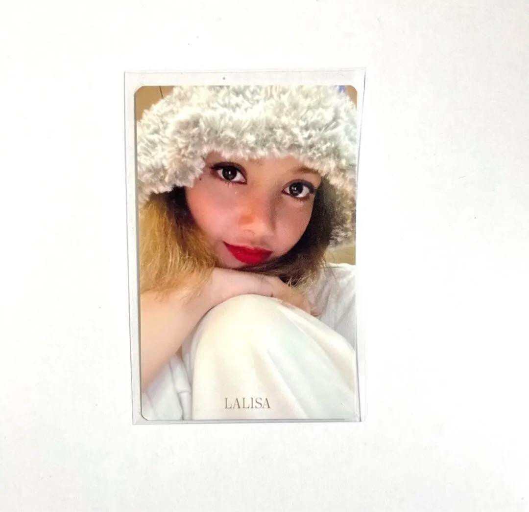 LISA リサ LALISA BLACKPINK applewood トレカ 2 Blackpink Lisa Applewood Photocard La Lisa Photo Card #2 | eBay