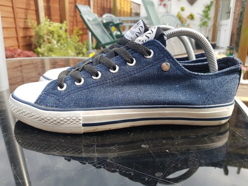 blue dunlop trainers