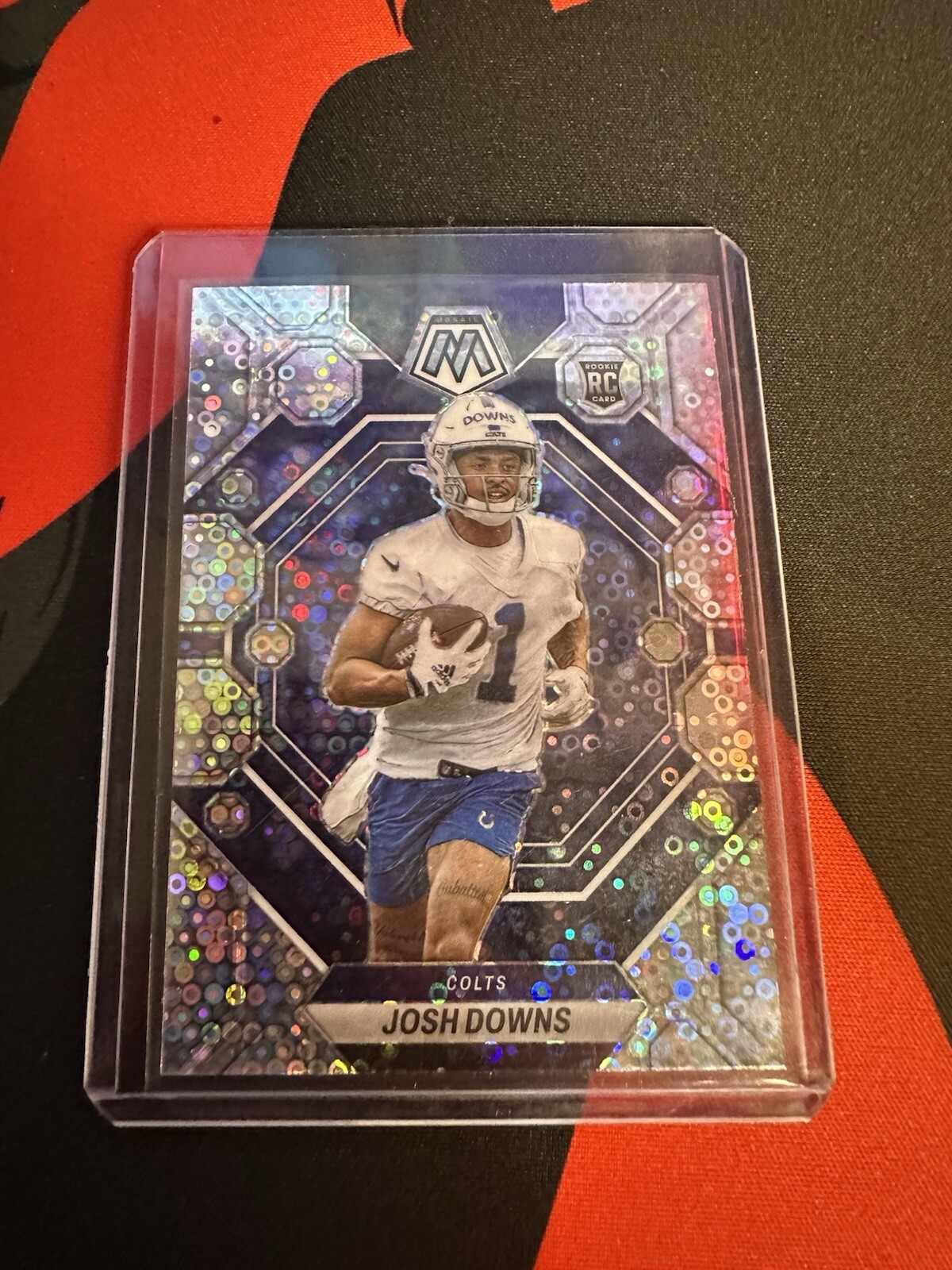 JOSH DOWNS #339 2023 PANINI MOSAIC COLTS NO HUDDLE DISCO PRIZM