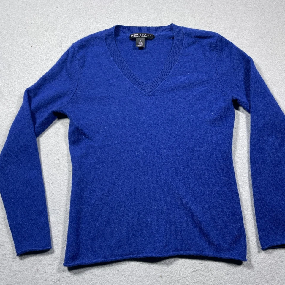 Suéter Elena Solano Mujer Pequeño Cachemira Cuello en V Pullover Minimalista Acogedor Foto 2 de 4